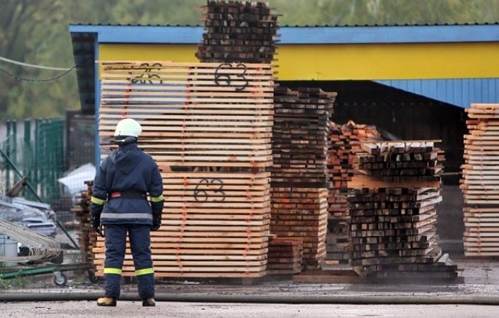 Flora ražošanu plāno atsākt divu nedēļu laikā