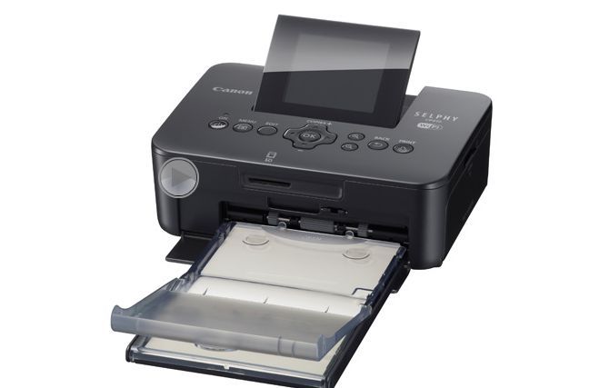 Tehnoloģijas: Canon Selphy CP910 miniatūrais foto printeris