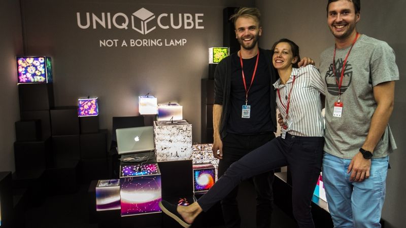 Gaismas kubu ražotājs uniqCube vēlas piesaistīt 150 tūkstošu eiro investīcijas