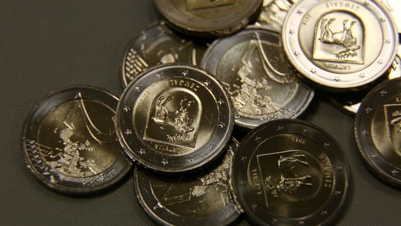 Igaunijas laikraksts: Mūsu valsts bērnu pabalsti dzen finansiālā krīzē Valku
