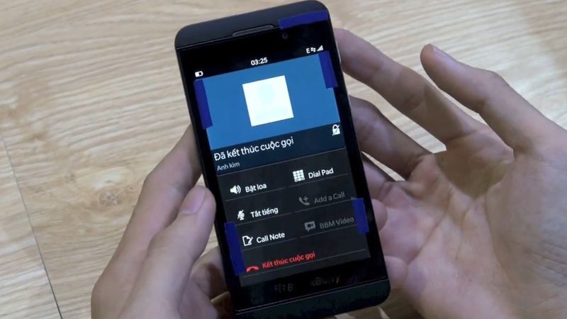 Research in Motion ar BlackBerry 10 cer cīnīties pret Apple iOS un Android