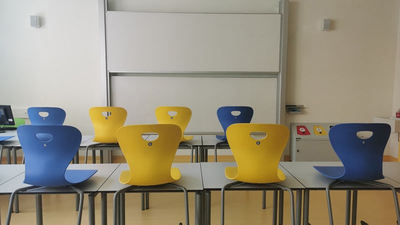 OECD: Skolotāju algas no 2015.gada būtiski pieaugušas