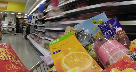 Tesco Lielbritānijā atklās pirmo caurbraucamo lielveikalu