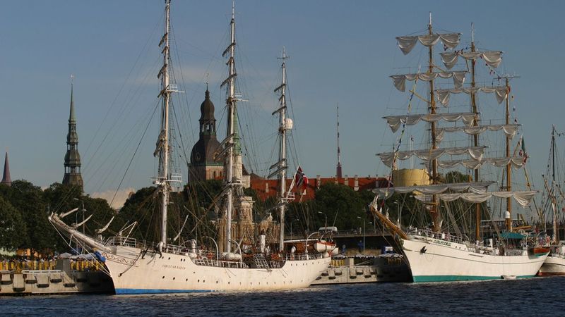Rīga gatavojas simts buriniekiem un jahtām