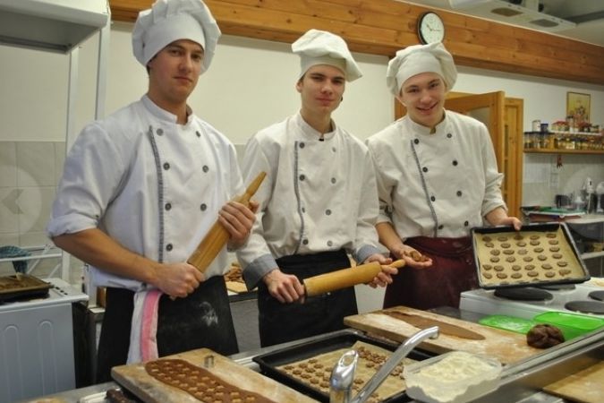 Smiltenē top Firsta Madāmas kārumu līnijas produkti