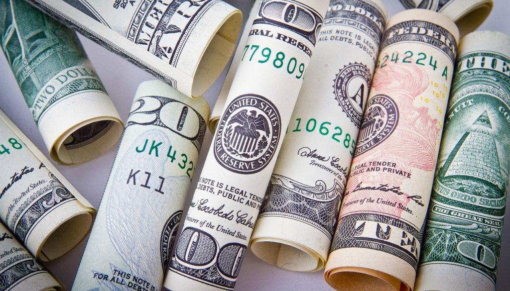 Augošās dolāra Libor likmes sagādā galvassāpes aizņēmējiem visā pasaulē
