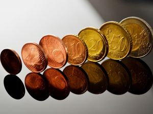 FM: Četros mēnešos kopbudžeta ieņēmumi auguši par 14%