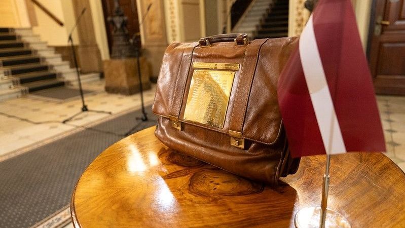 Cenu kāpums ģeopolitisko notikumu dēļ palielinās spiedienu uz valdību budžetiem