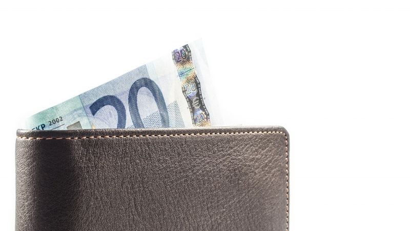VID rosina sākt kriminālprocesu pret bijušo amatpersonu par kukuļa pieprasīšanu