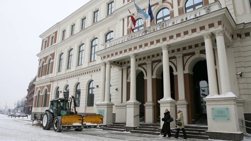 Nepiedaloties opozīcijai, Rīgas domes komitejā atbalsta pašvaldības 2015.gada budžeta projektu
