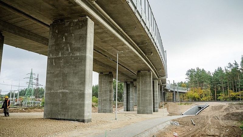 Sarkandaugavas pārvads gatavs satiksmei