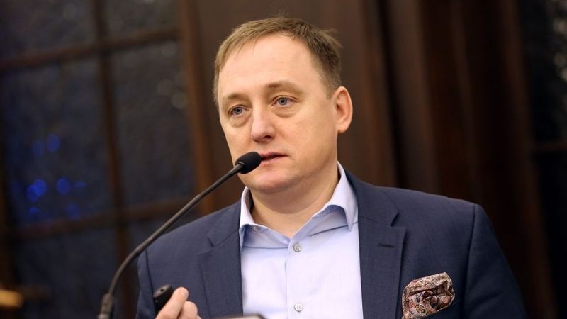 Saeima par Latvijas Bankas padomes locekli apstiprina Mārtiņu Kazāku