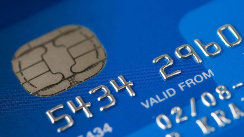 Eksperti: Norēķinu karšu PIN kodi tuvākajā laikā neizzudīs