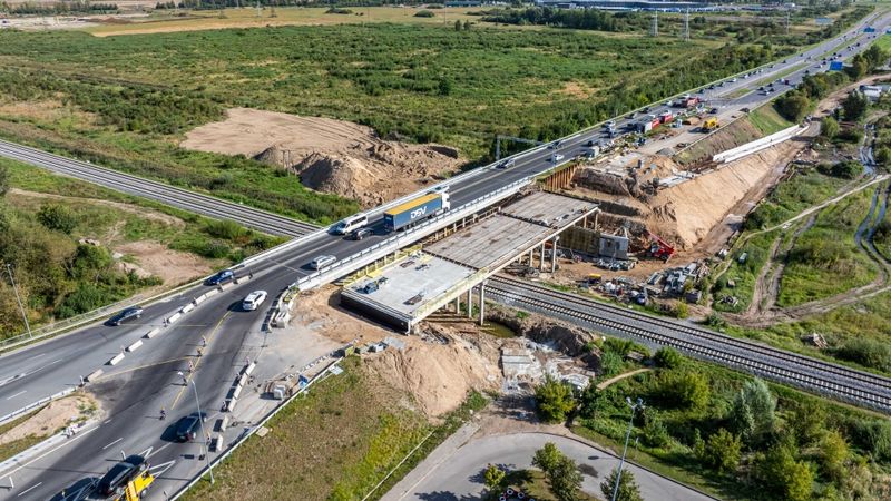 FOTO: LNK Industries turpina rekonstruēt maģistrālo autoceļu A1 Viļņa – Kauņa – Klaipēda