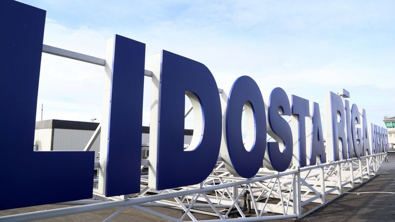 Lidosta Rīga plāno atlaist apmēram 500 darbinieku