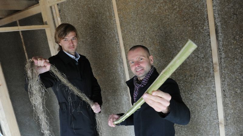 Sākam biznesu: Remember Brothers piedāvā būvēt mājas no kaņepju betona paneļiem
