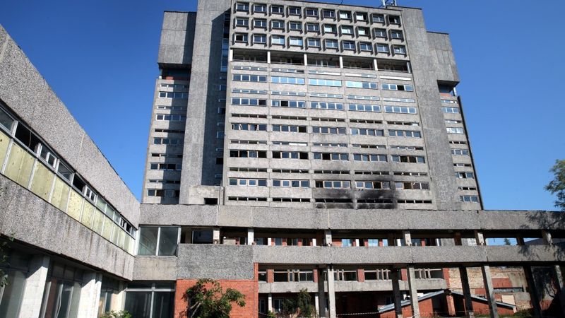 Bijušās Radiotehnikas būves klasificē kā graustus; piemēro paaugstinātu nodokli