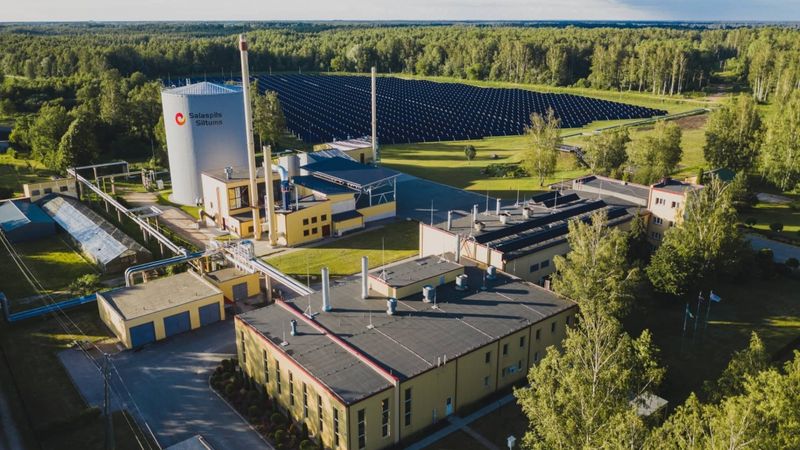 Salaspils Siltums plāno uzstādīt apjomīgu saules paneļu parku