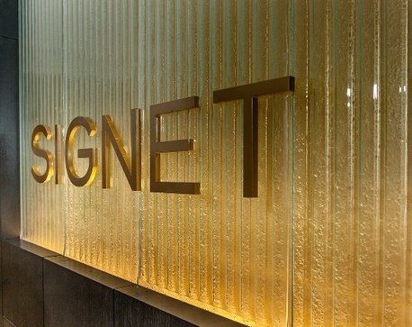 Signet Bank turpinās specializēties uz turīgu personu kapitāla pārvaldīšanu un darījumu apkalpošanu