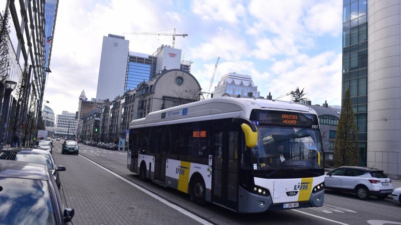 Brisele apsver pāreju uz bezmaksas sabiedrisko transportu