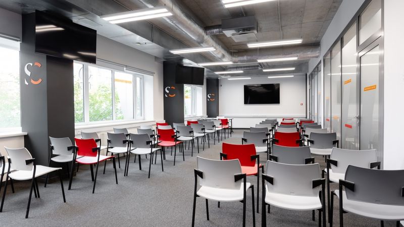 Skanstes City atklājis konferenču centru