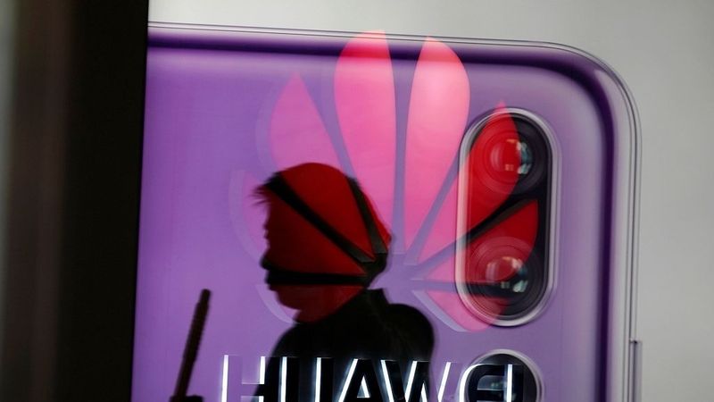 Huawei iesūdz ASV par aizliegumu lietot tā produktus