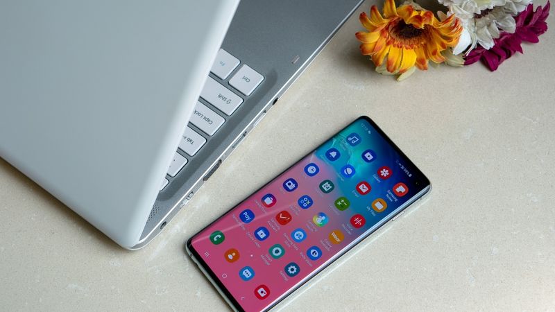 Samsung aptur produkcijas piegādes Krievijai