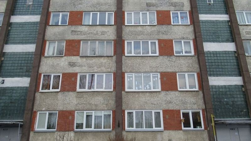 Pabeigta vērienīgākā daudzdzīvokļu mājas renovācija Latvijā
