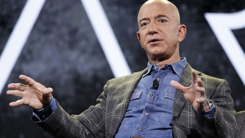 Džefs Bezoss šogad atstās Amazon vadītāja amatu