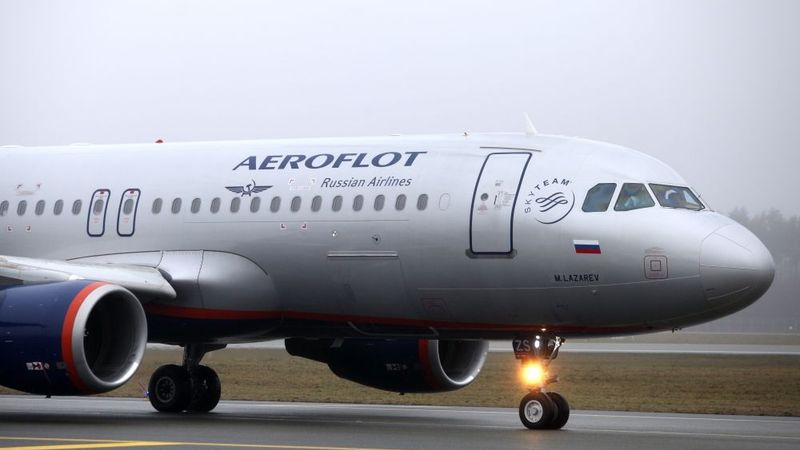 Lidostā Rīga paaugstinātas drošības apstākļos nolaidusies Aeroflot lidmašīna