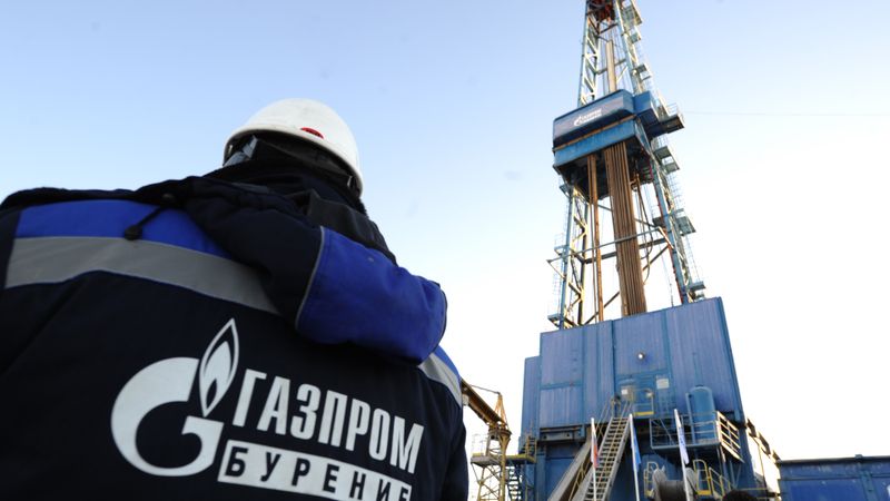 Gazprom, apmaiņā pret gāzes atradnēm, piedāvā glābt Kipru