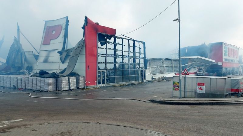Lokalizēts plašais ugunsgrēks veikalā Depo Rēzeknē