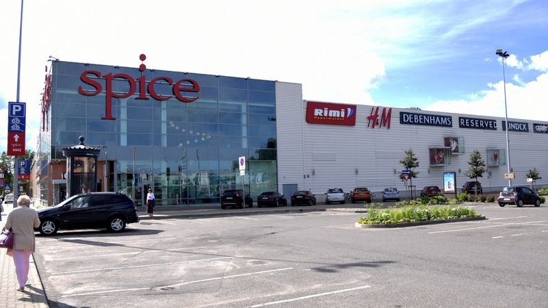 Rīgā lielākā vēlētāju aktivitāte līdz plkst.16 bija vēlēšanu iecirknī tirdzniecības centrā Spice