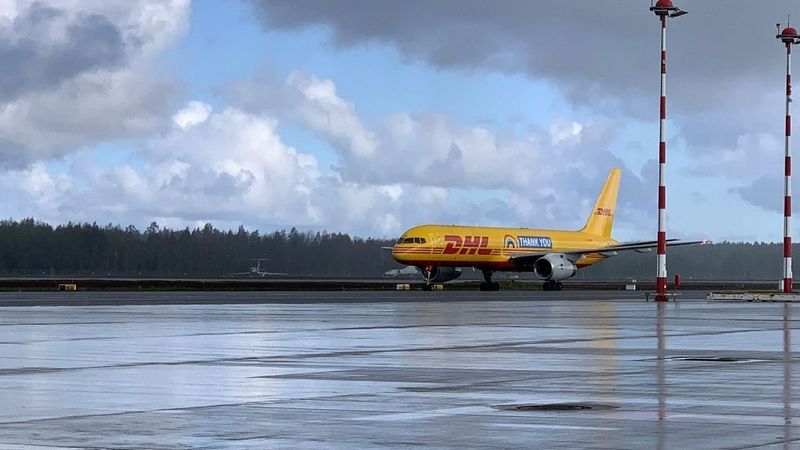 Papildināta - Lietuvā nogāžoties DHL lidmašīnai, viens bojāgājušais