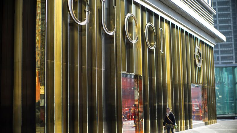 Abi galvenie Gucci vadītāji demisionēs