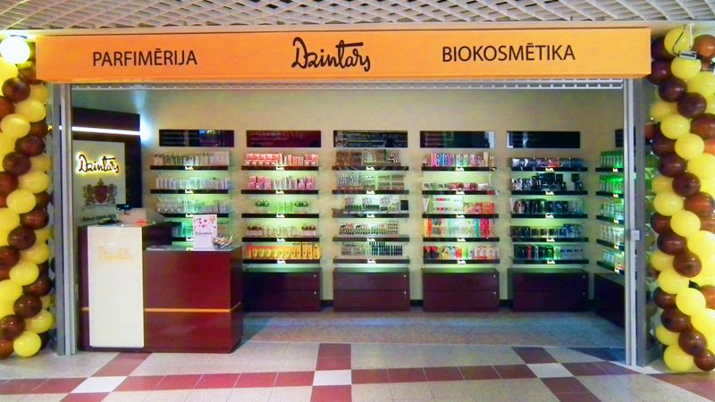 Dzintars atver piecdesmito veikalu