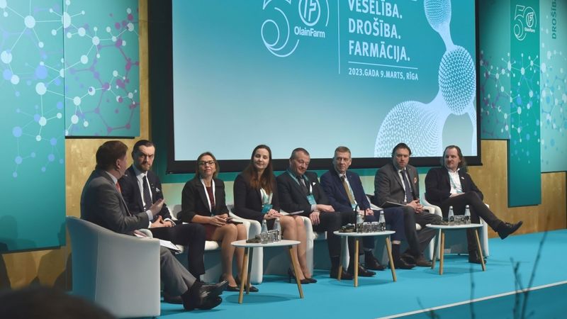 FOTO: Farmācijas gatavība x stundai ir priekšnoteikums ekonomikas noturībai