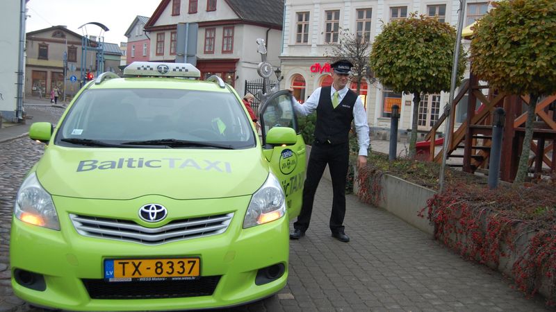 Baltic Taxi ar ballīti atklāj Liepājas filiāli