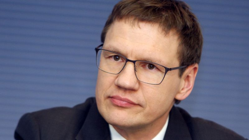 LIAA vadītājs strādā bez pielaides valsts noslēpumam; ministrija prasīs paskaidrojumus