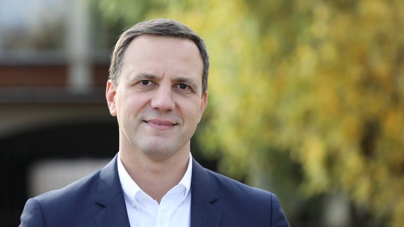 Ko iegūst uzņēmums, pievēršot uzmanību ilgtspējīgiem risinājumiem?
