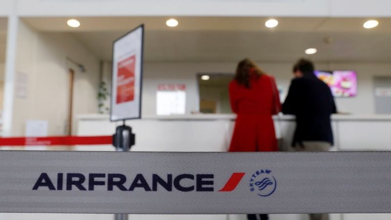 Air France: Darbinieku streiki lidsabiedrībai izmaksās 170 miljonus eiro