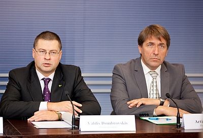 Uz citu valstu labklājību varam tikai cerēt