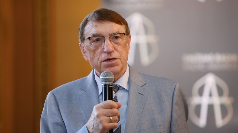 Par Latvijas Zinātņu akadēmijas prezidentu atkārtoti ievēlēts Ivars Kalviņš