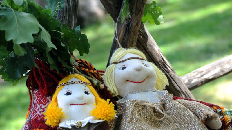 Vasaras saulgriežu svētku ielīgošana Brīvdabas muzejā
