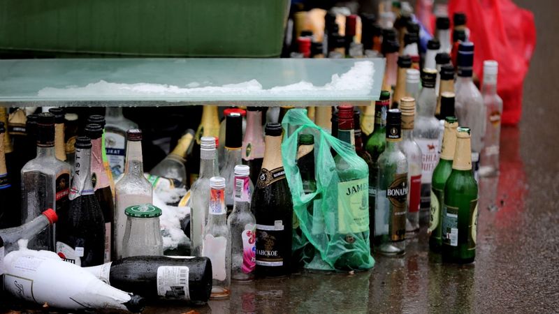 LANA: pārdoto alkoholisko dzērienu apjoms samazinājies