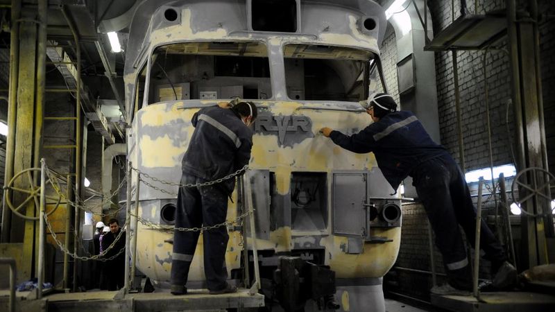 Kamēr VRC Zasulauks pelna miljonus, darbinieki uzņēmumu atstāj zemā atalgojuma dēļ