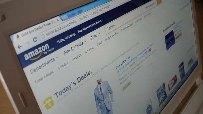 Amazon aptur piegādes uz Krieviju