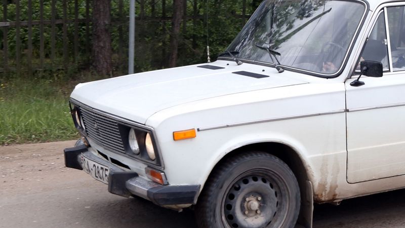 Neapzinīgais autovadītājs visbiežāk ir gados jauns ar vairāk nekā 10 gadus vecu auto
