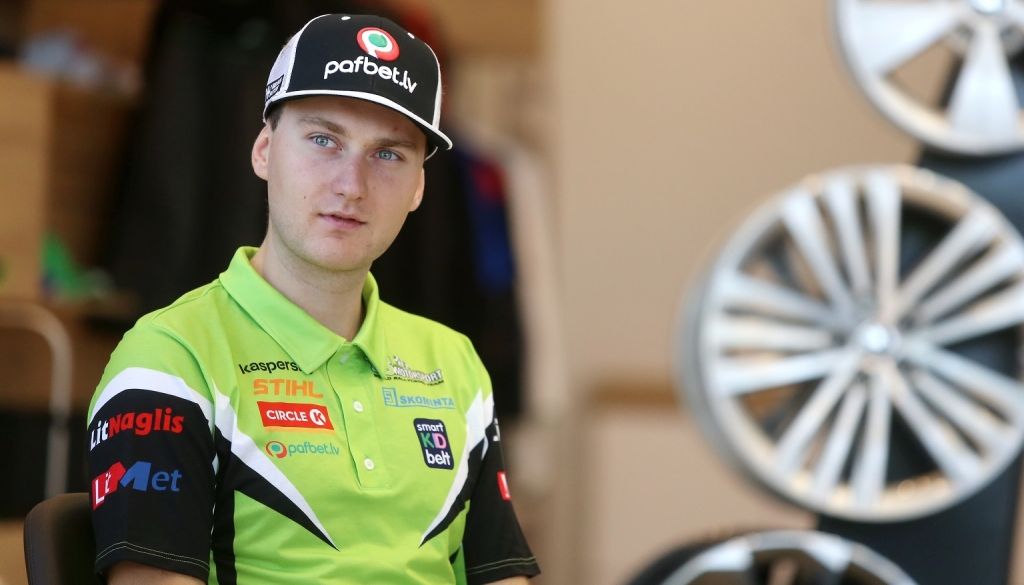 Autosportists Nitišs pievērsies viesnīcu biznesam