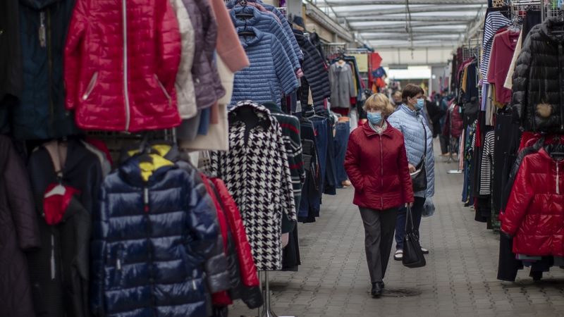 Lietuvā jauni ierobežojumi Covid-19 izplatības apturēšanai